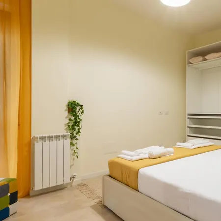 Sonnino House *